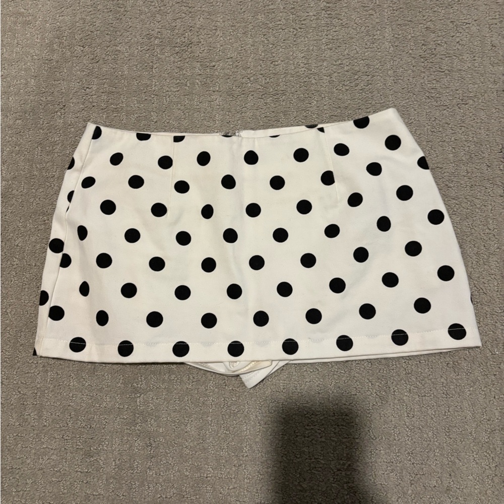 Edikted White and Black Polka Dot Skirt XS